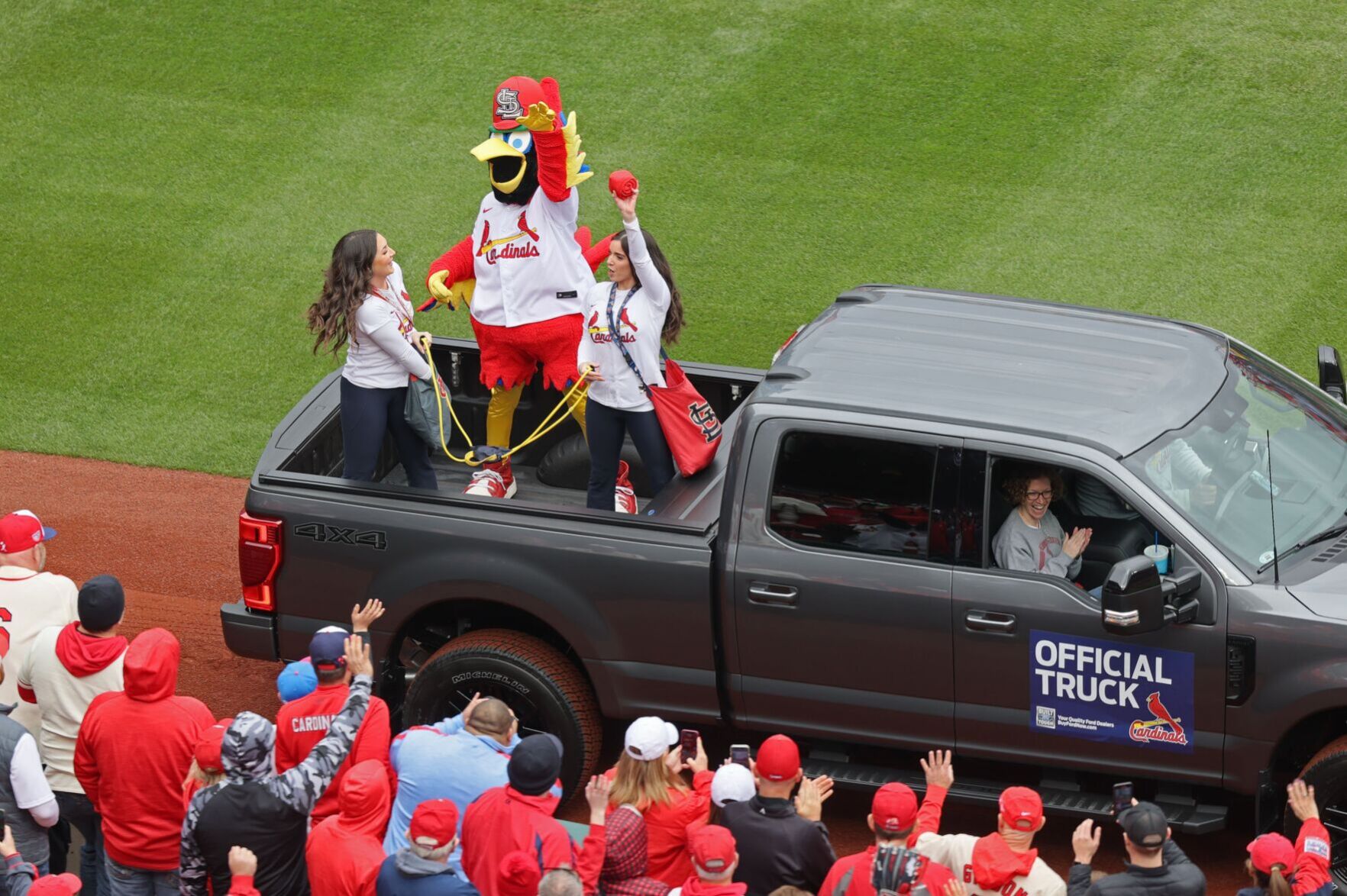 Cardinals host opening day at Busch Stadium